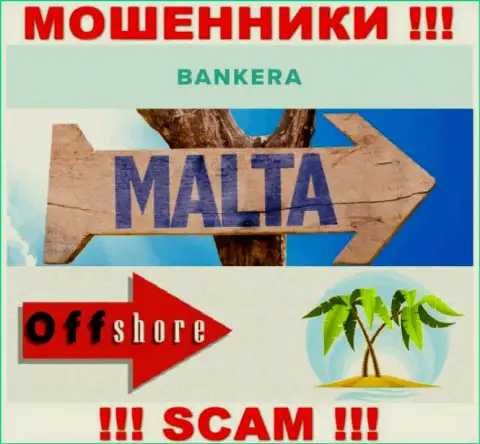 С Банкера Ком довольно рискованно иметь дела, место регистрации на территории Malta